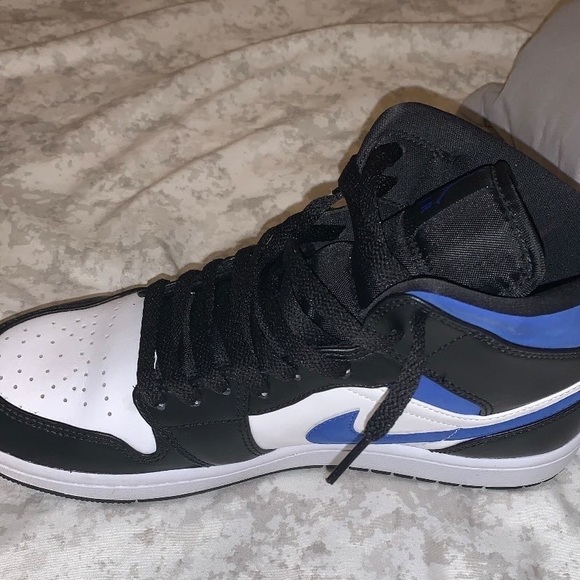 air jordan mid 1 racer blue